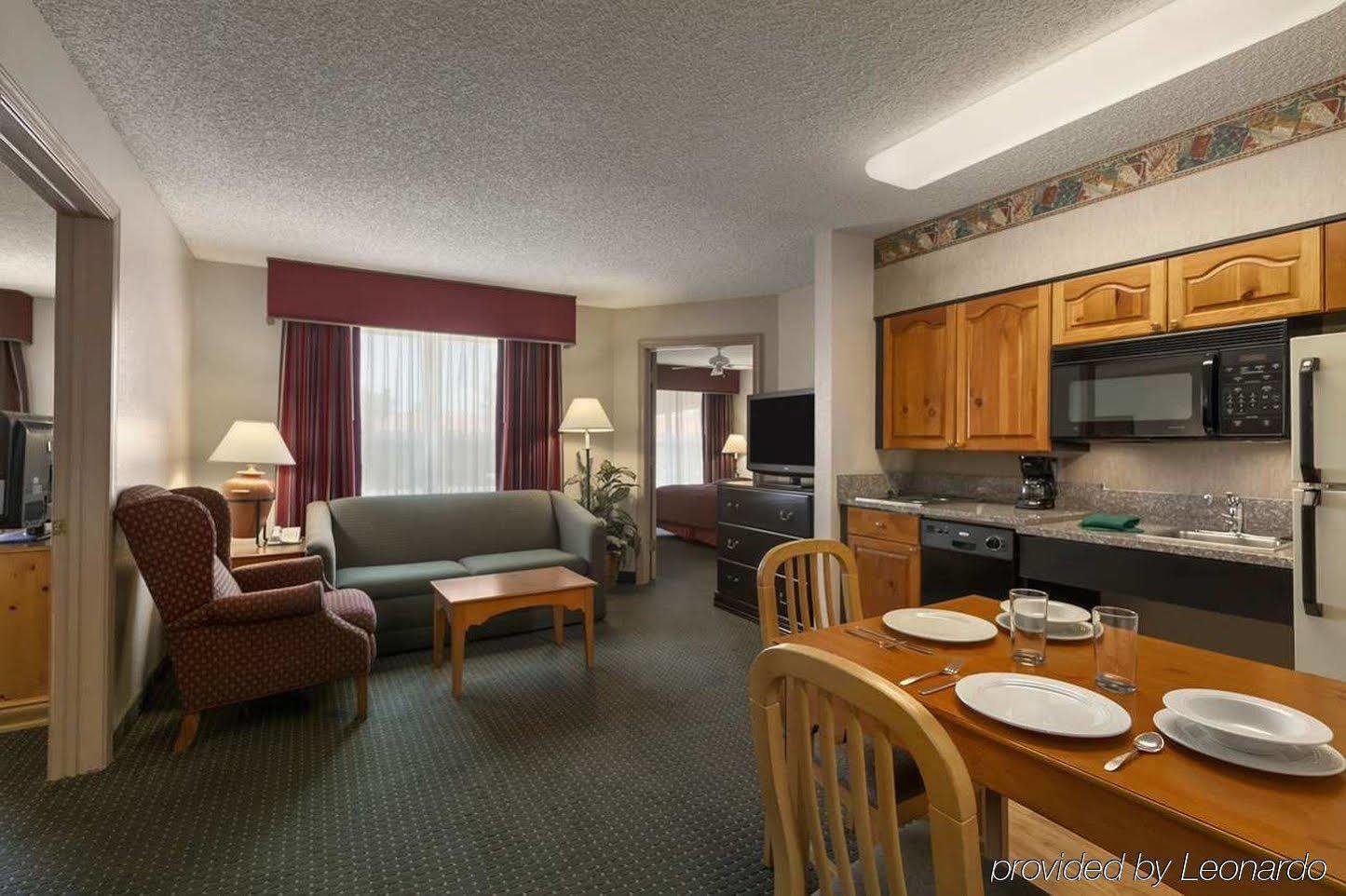 Homewood Suites Phoenix-Scottsdale Exterior photo