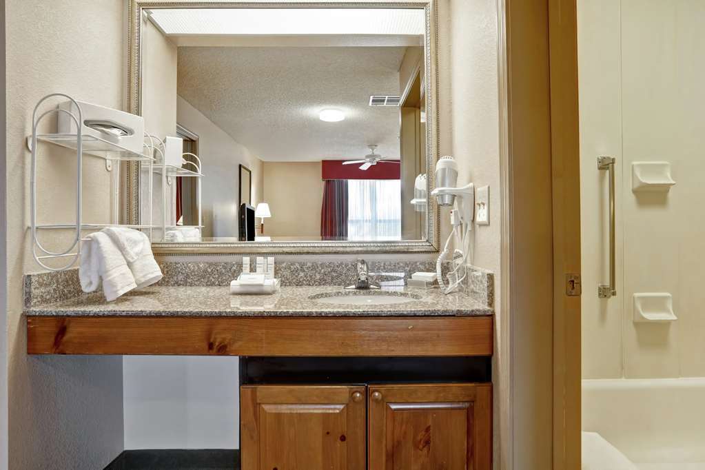 Homewood Suites Phoenix-Scottsdale Room photo