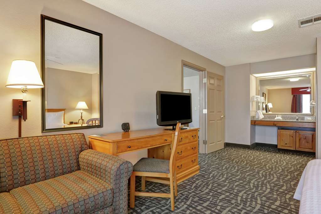 Homewood Suites Phoenix-Scottsdale Room photo