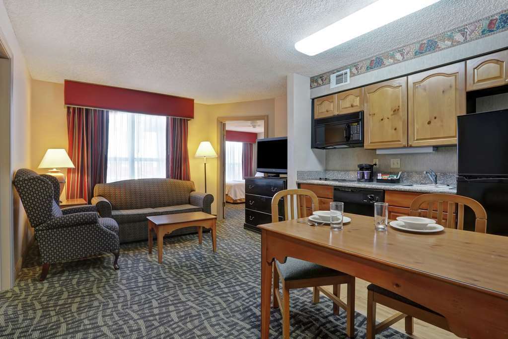 Homewood Suites Phoenix-Scottsdale Room photo